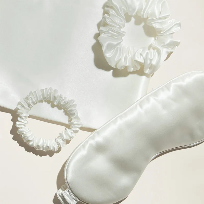 Silk eye mask detail
